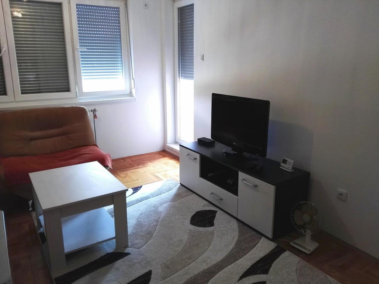 Bk Apartment, Istocno Sarajevo, Lukavica Esterno foto